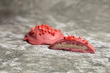 Шоколадный медиант "Сырный сомелье" Дорблю-Клубника 50 г