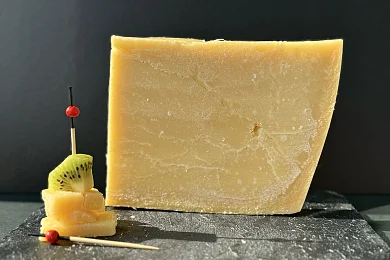 Сыр Пармезан 18 мес., Россия 45%