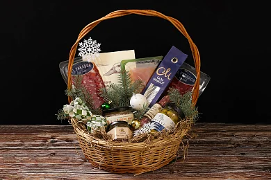 Подарочная корзина "Мясной ажиотаж"