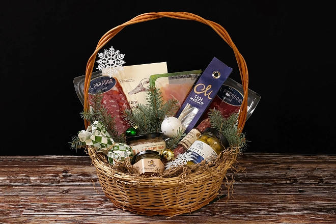 Подарочная корзина "Мясной ажиотаж"